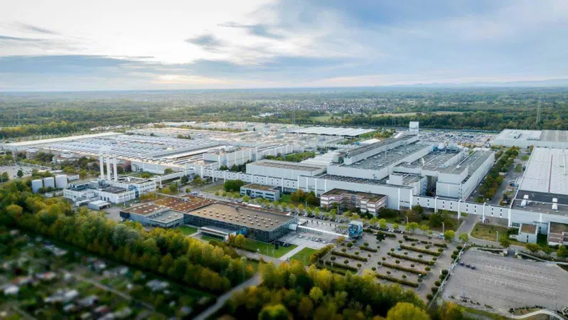Impianto produttivo Mercedes Benz