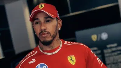 'Gare più corte? F1 senza senso'. Hamilton si sfoga prima di Baku: la stoccata a Monaco e la verità sulla Ferrari