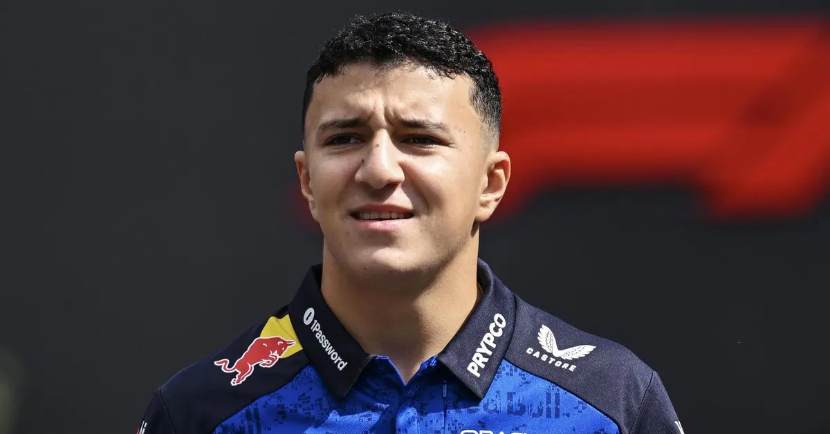 'La vita senza gare è piatta, ora torno nella mischia': Hadjar rientra a Baku e rinnova con Red Bull per il 2027