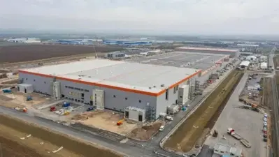CATL, al via la produzione di prova nella fabbrica europea di batterie da 100 GWh