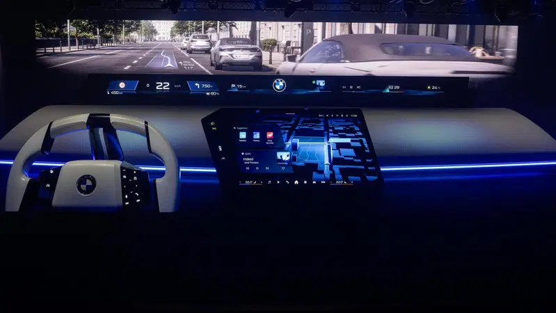 BMW brevetta gli ologrammi 3D in auto: comandi sospesi nell'aria e tasti che si 'sentono' grazie a g