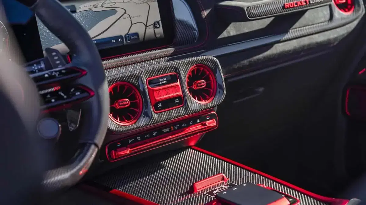 Brabus 900 Rocket Edition Cabrio, la Classe G perde il tetto e arriva a 900 CV (14)