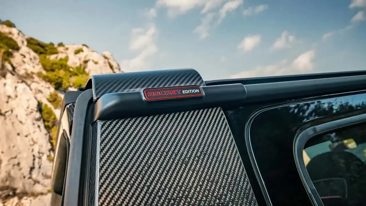 Brabus 900 Rocket Edition Cabrio, la Classe G perde il tetto e arriva a 900 CV (23)