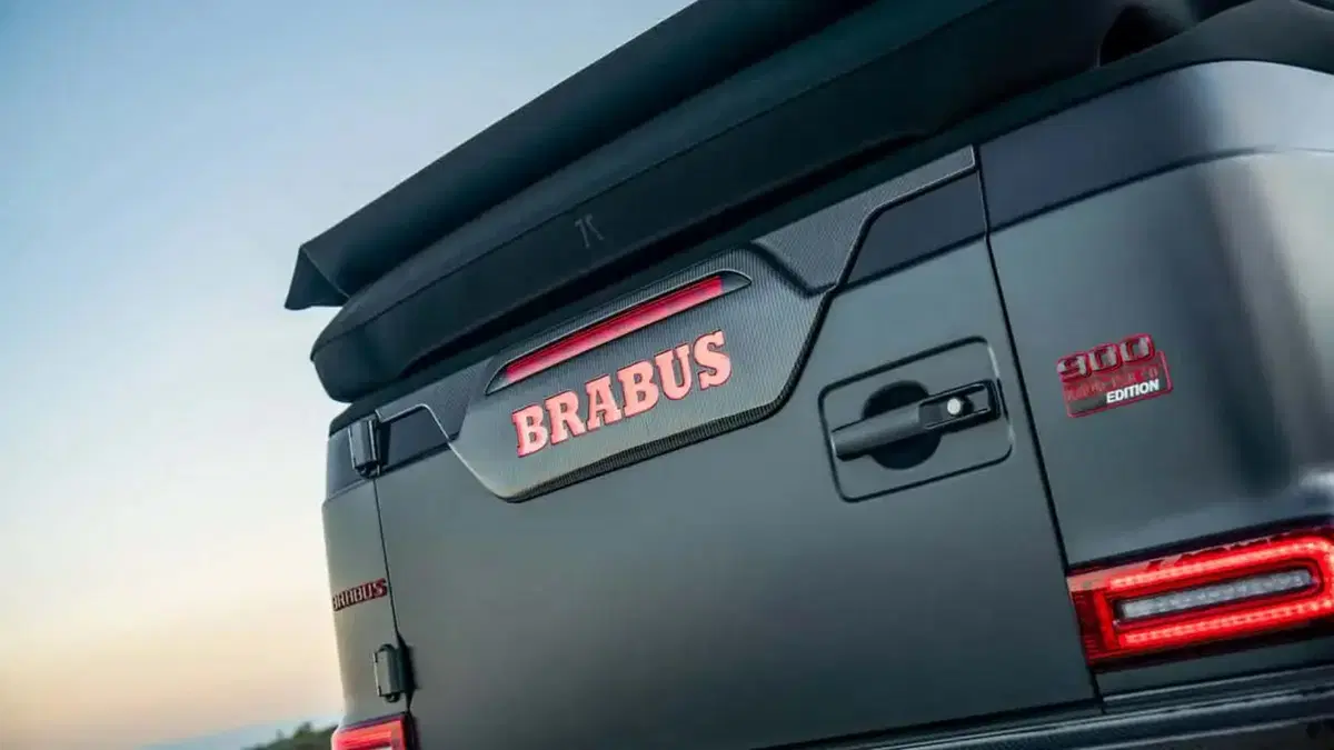 Brabus 900 Rocket Edition Cabrio, la Classe G perde il tetto e arriva a 900 CV (24)