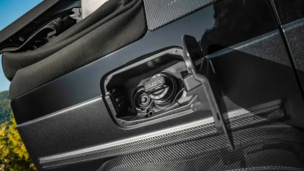 Brabus 900 Rocket Edition Cabrio, la Classe G perde il tetto e arriva a 900 CV (28)