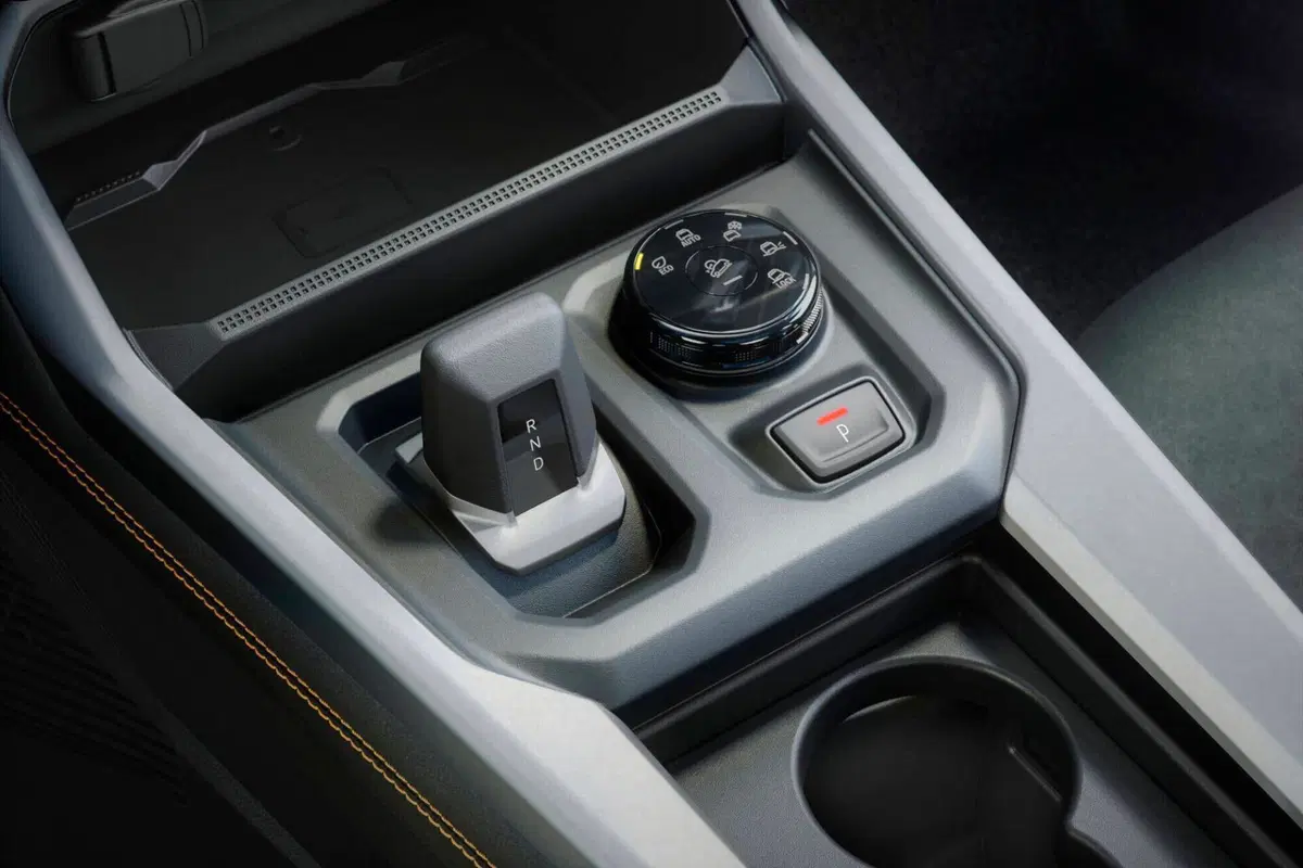 Dacia Bigster Hybrid-G 150 4x4, ibrido, GPL e trazione integrale elettrica nello stesso SUV: come funziona (4)
