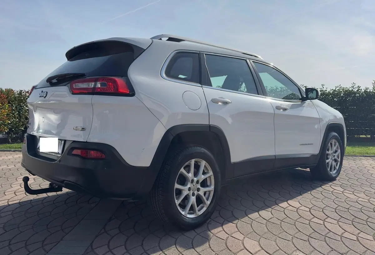 Jeep Cherokee usata a Cremona (6)