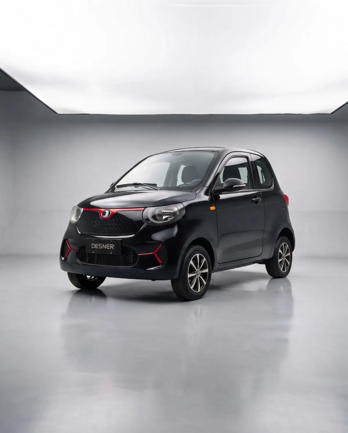 Desner T30, la nuova microcar elettrica che debutta con il Bonus Scuola 2026