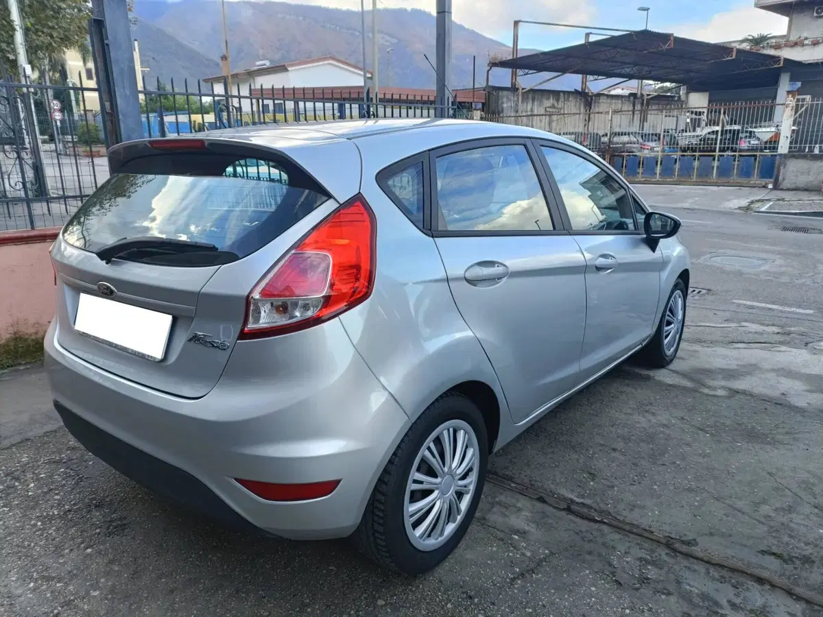 Ford Fiesta usata a Napoli (3)