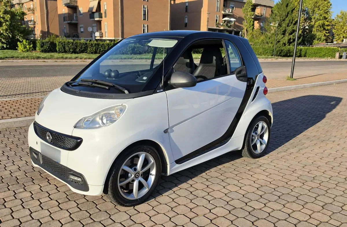 smart Fortwo usata a Latina