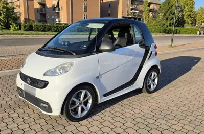 smart Fortwo 800 33 kW coupé pure cdi del 2007 usata a Aprilia