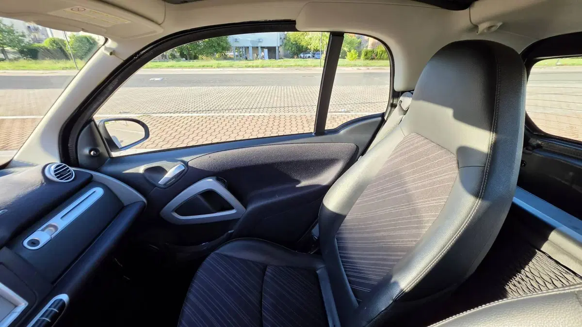 smart Fortwo usata a Latina (10)