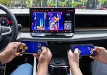 Volkswagen diventa una console: Tetris e PAC-MAN in auto, ma per giocare si paga