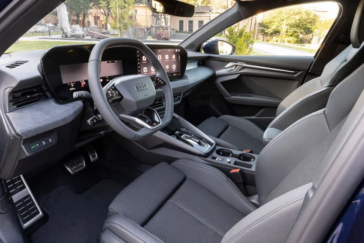 Trent'anni di successo e un'anima hi-tech: nuova Audi A3 alza l'asticella tra le compatte premium [VIDEO] (2)