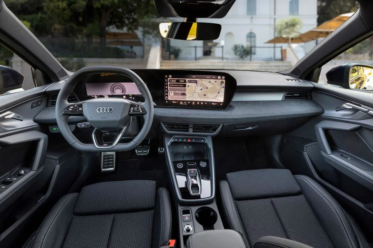 Trent'anni di successo e un'anima hi-tech: nuova Audi A3 alza l'asticella tra le compatte premium [VIDEO] (6)