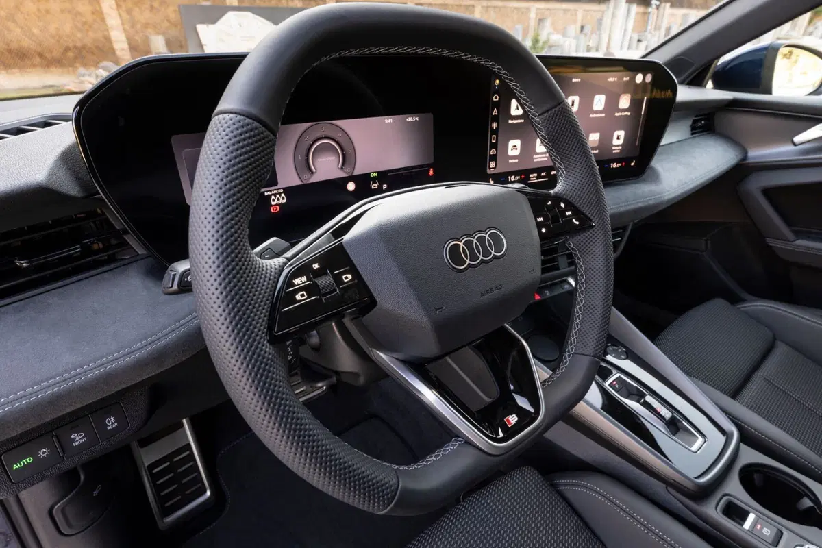 Trent'anni di successo e un'anima hi-tech: nuova Audi A3 alza l'asticella tra le compatte premium [VIDEO] (8)
