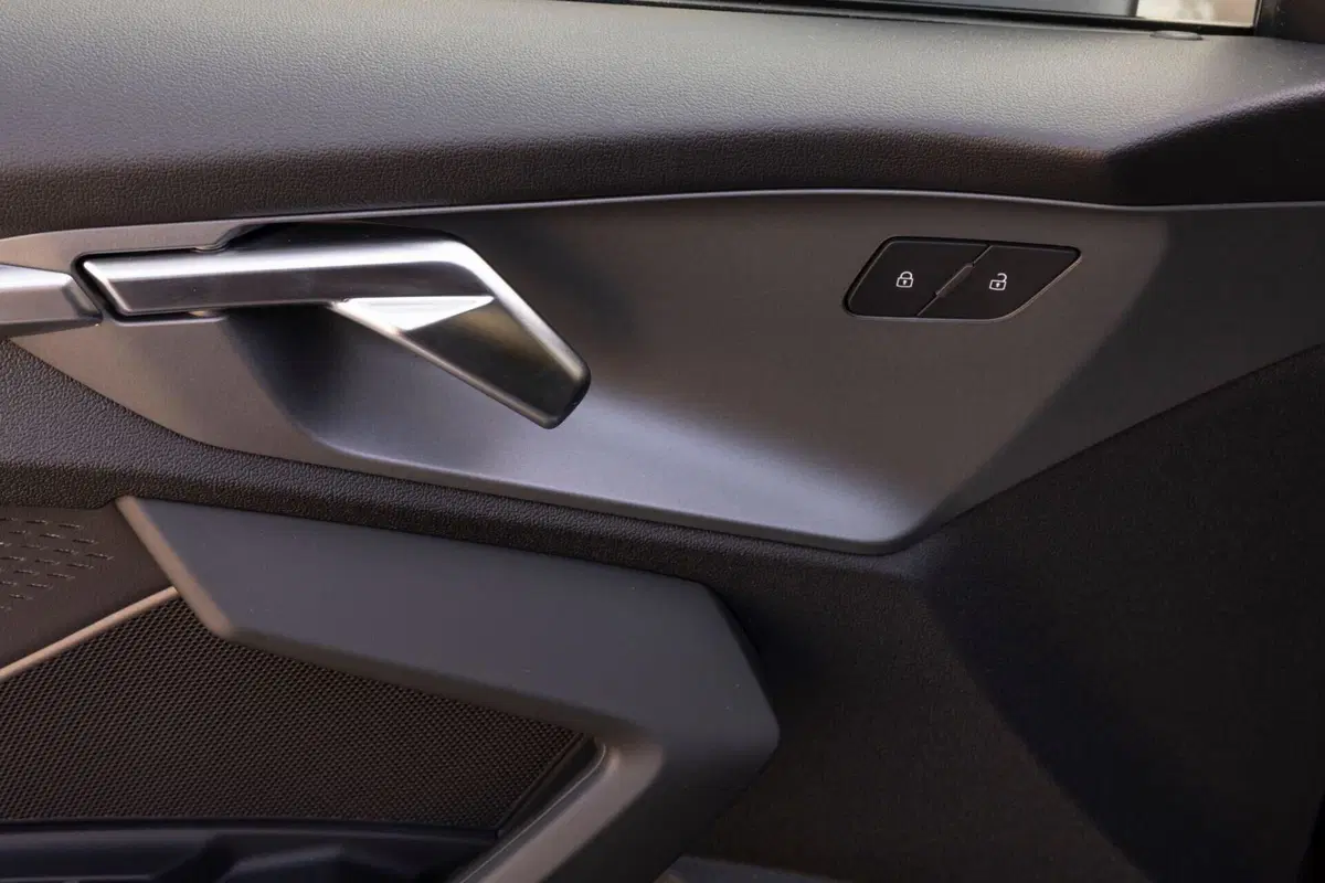 Trent'anni di successo e un'anima hi-tech: nuova Audi A3 alza l'asticella tra le compatte premium [VIDEO] (9)