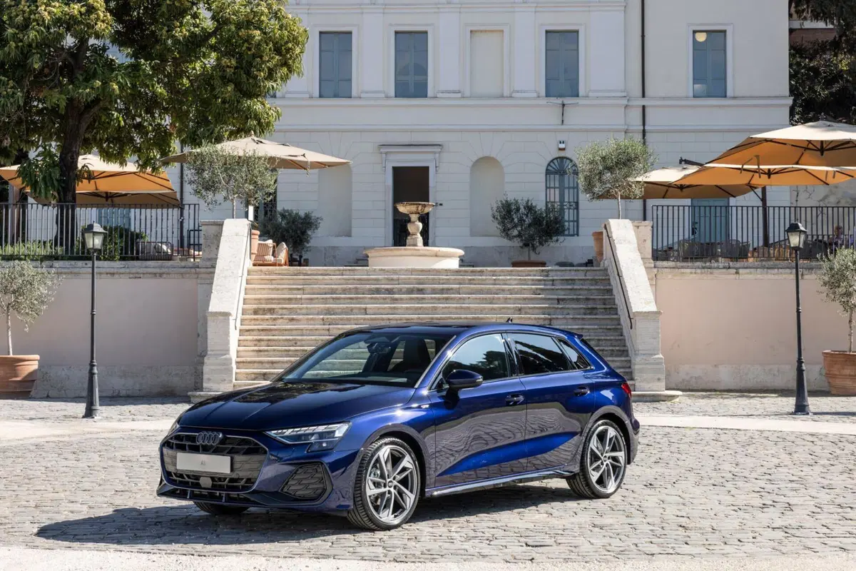 Trent'anni di successo e un'anima hi-tech: nuova Audi A3 alza l'asticella tra le compatte premium [VIDEO] (3)