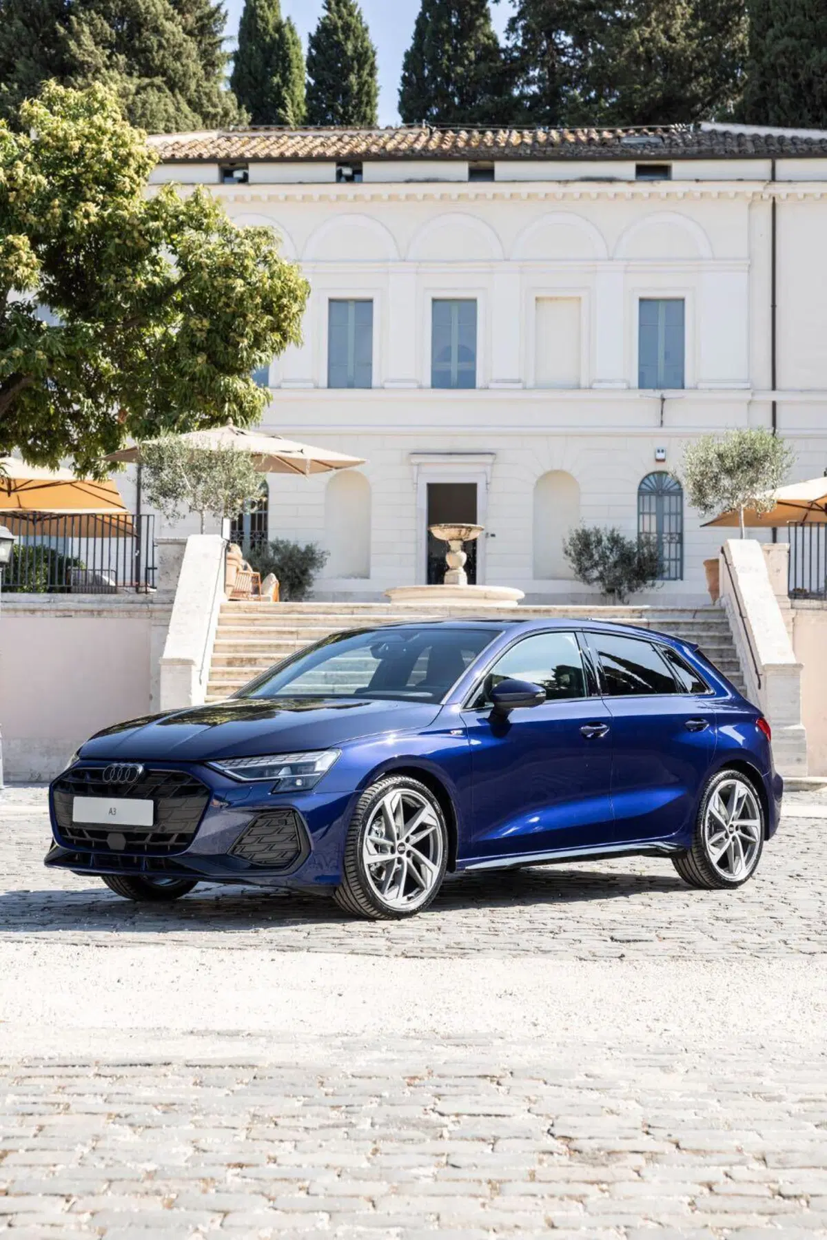 Trent'anni di successo e un'anima hi-tech: nuova Audi A3 alza l'asticella tra le compatte premium [VIDEO] (13)