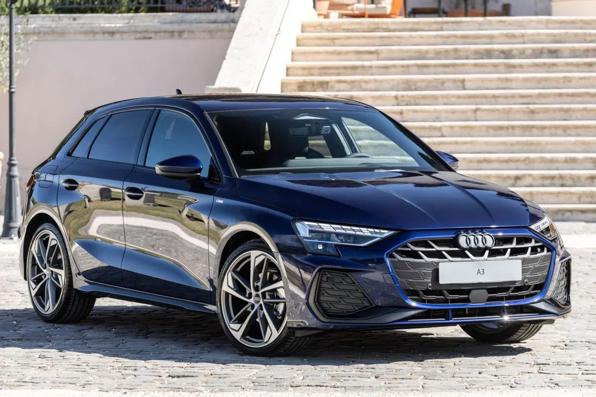 Trent'anni di successo e un'anima hi-tech: nuova Audi A3 alza l'asticella tra le compatte premium [VIDEO] (20)