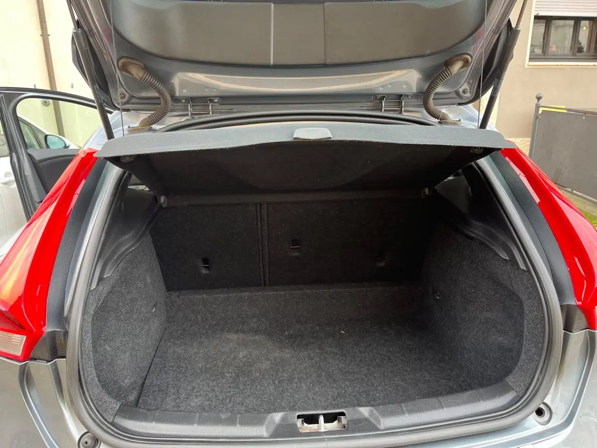 Volvo V40 Cross Country usata a Rovigo (7)