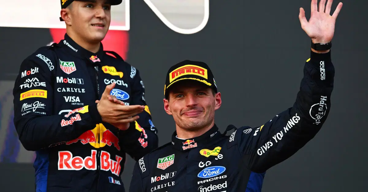 'Ci siamo andati vicinissimi': la furiosa rimonta di Verstappen a Baku riaccende la Red Bull, ma Max guarda già oltre. Poi il botta e risposta con Norris