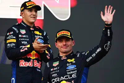'Ci siamo andati vicinissimi': la furiosa rimonta di Verstappen a Baku riaccende la Red Bull, ma Max guarda già oltre. Poi il botta e risposta con Norris