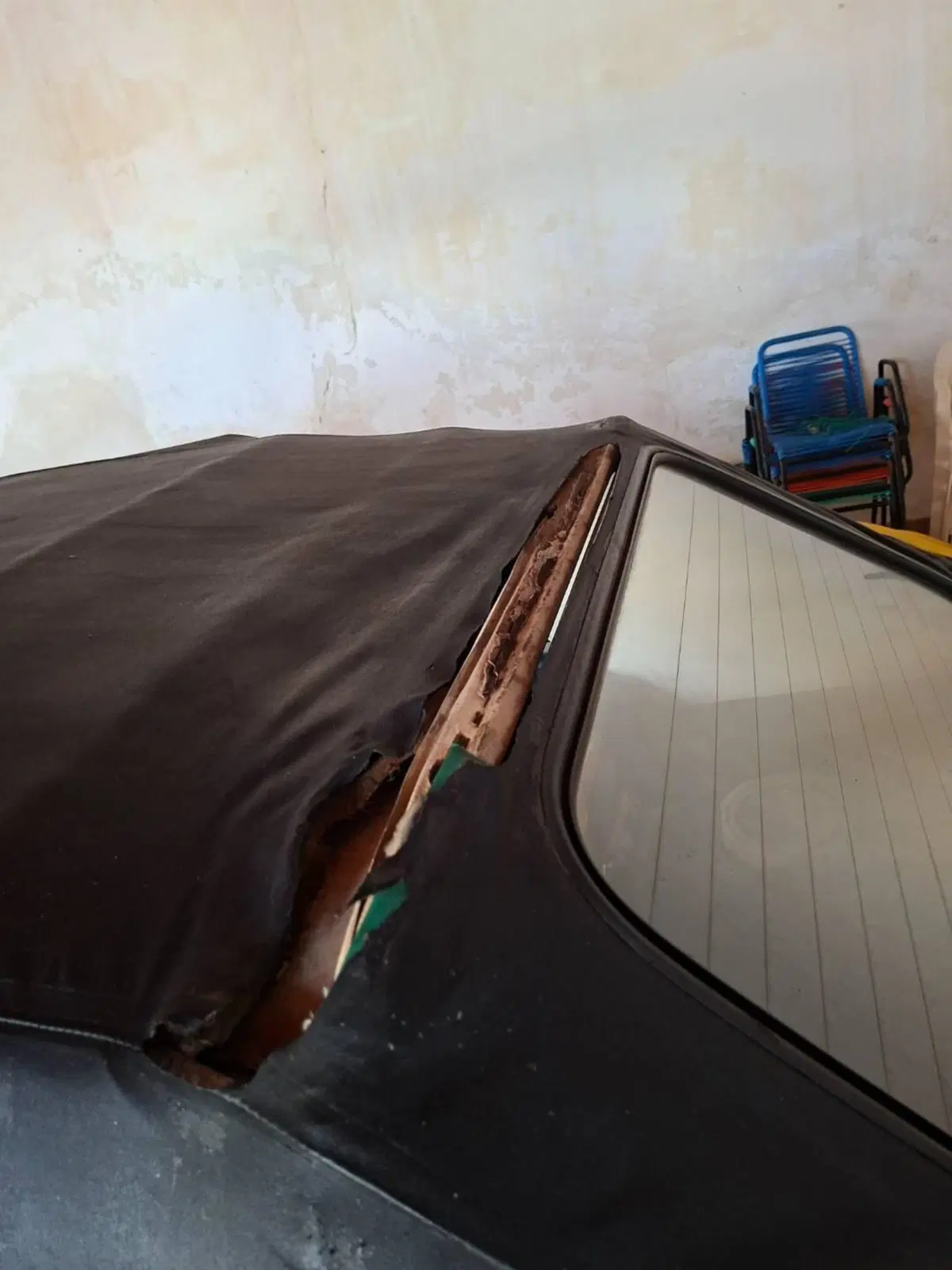 Volkswagen Golf cabriolet d'epoca a Livorno (7)