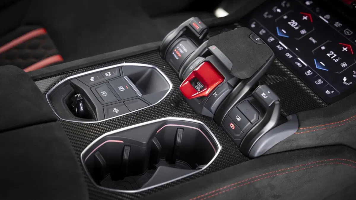 Lamborghini Urus 4.0 V8 phev SE Performante auto (8)