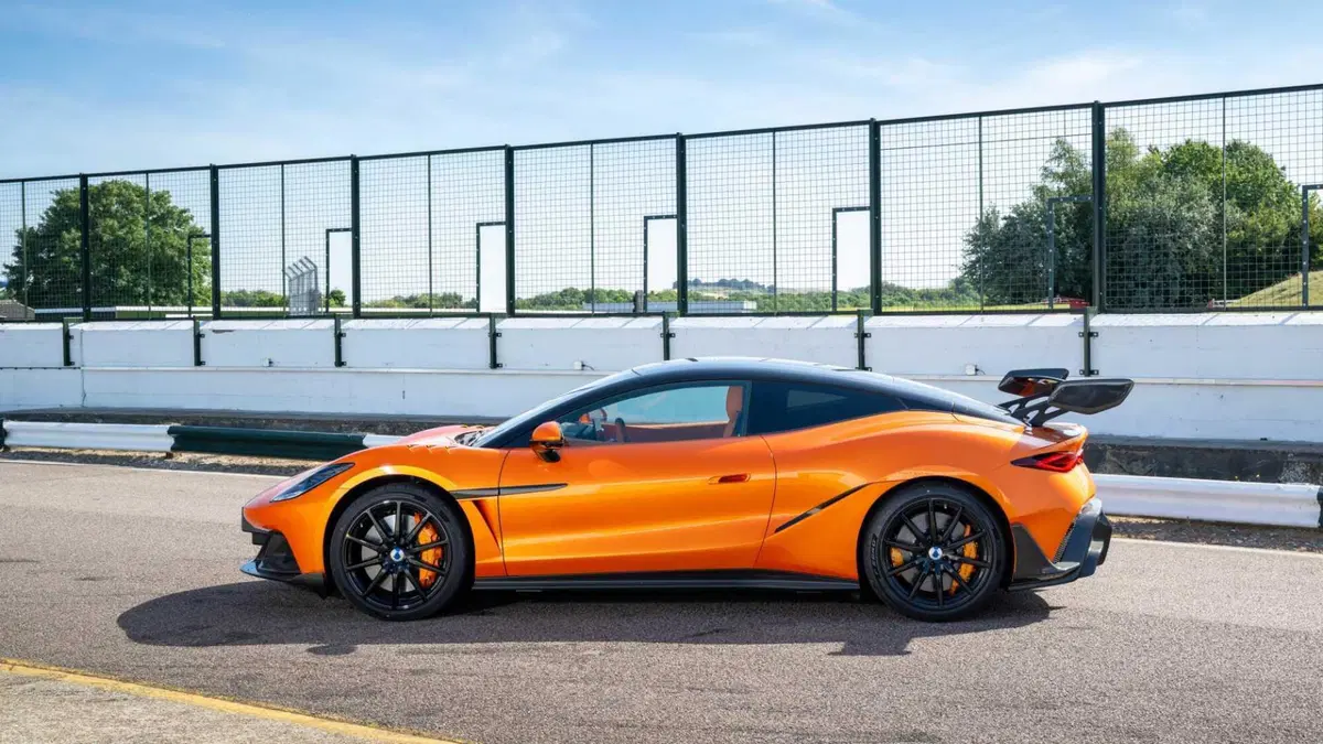 Denza Z Coupé Z Racing 76kWh (7)