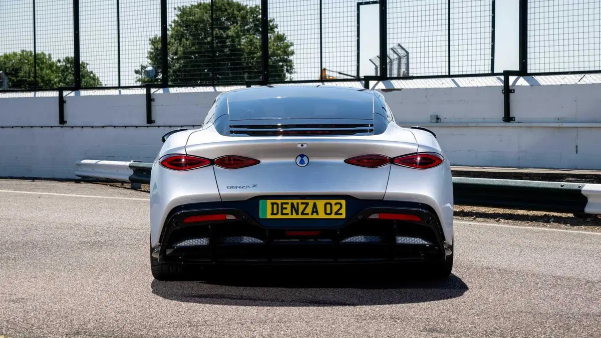 Denza Z Coupé (5)