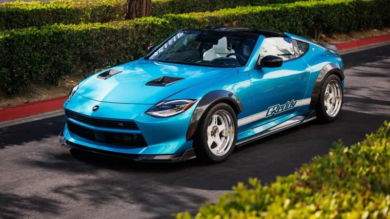 Nissan Z Kaze, ritorno al futuro per la Z: T-top e stile anni ’90