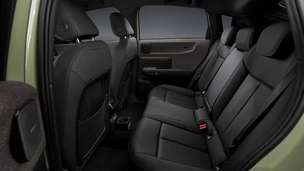 Audi A2 e-tron (2026-->>) (13)