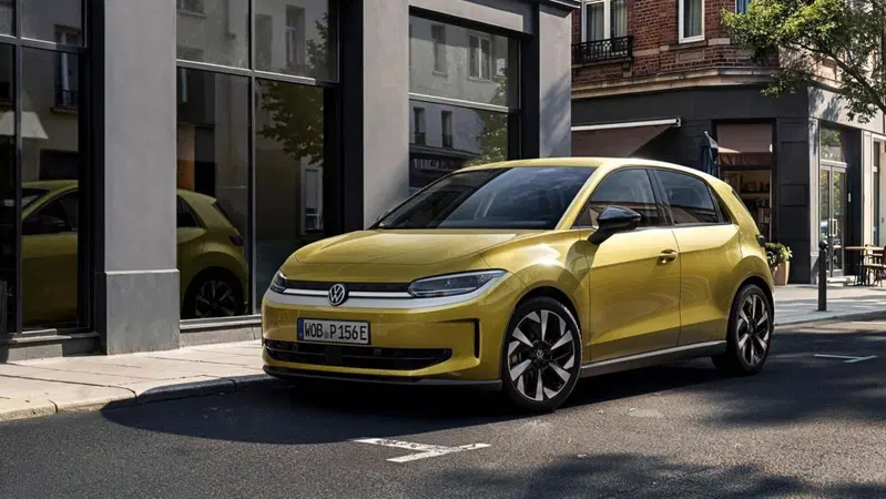 Auto elettriche alla pari con quelle a benzina? Volkswagen fissa la data: 2030