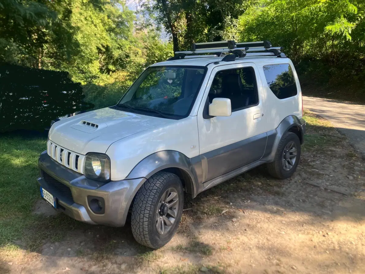 Suzuki Jimny usata a Brescia