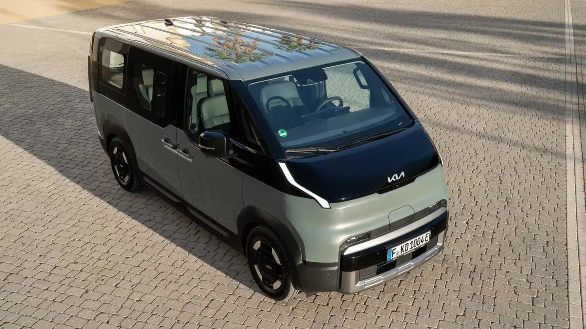 Kia PV5 (2025-->>) (9)