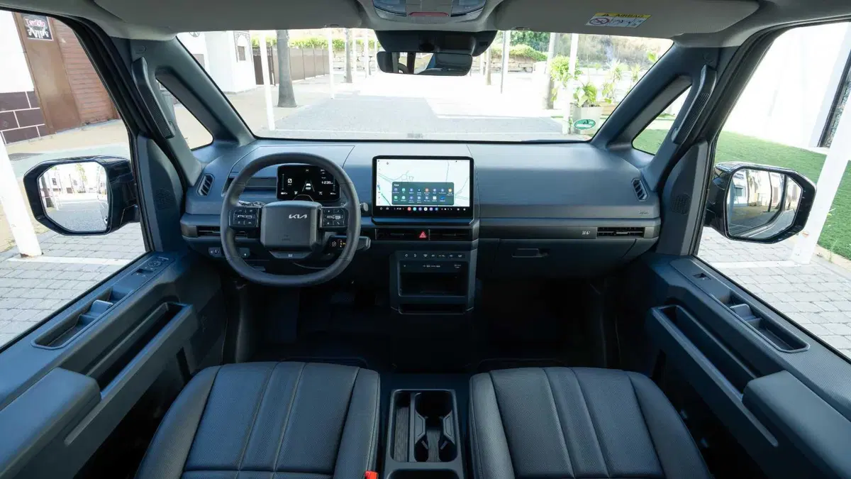 Kia PV5 (2025-->>) (12)