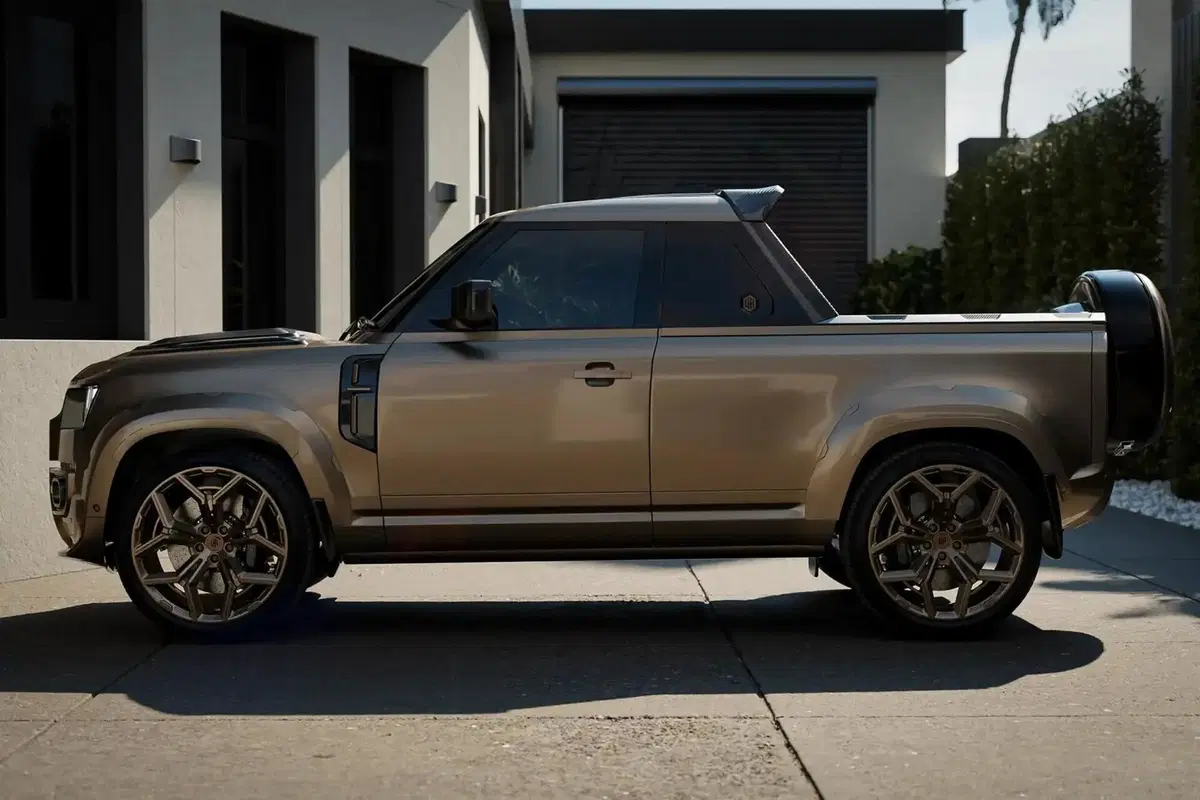 Land Rover Defender Widetrack: Urban Automotive la allarga e la veste di carbonio  (2)
