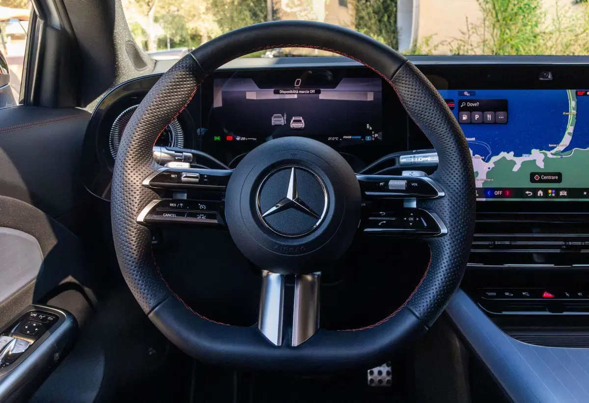 Mercedes GLB Hybrid: l'ibrido sofisticato prende il posto del diesel [VIDEO] (6)
