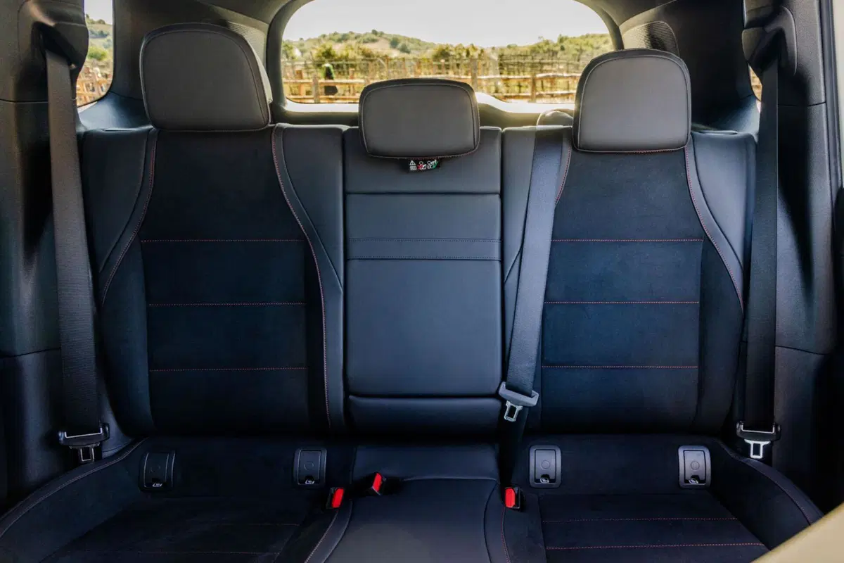 Mercedes GLB Hybrid: l'ibrido sofisticato prende il posto del diesel [VIDEO] (15)
