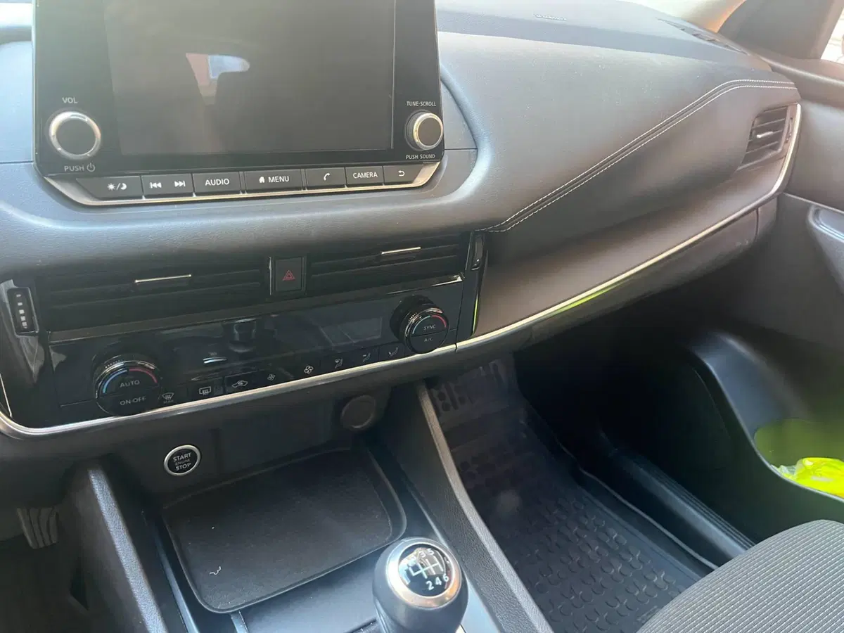 Nissan Qashqai usata a Genova (5)
