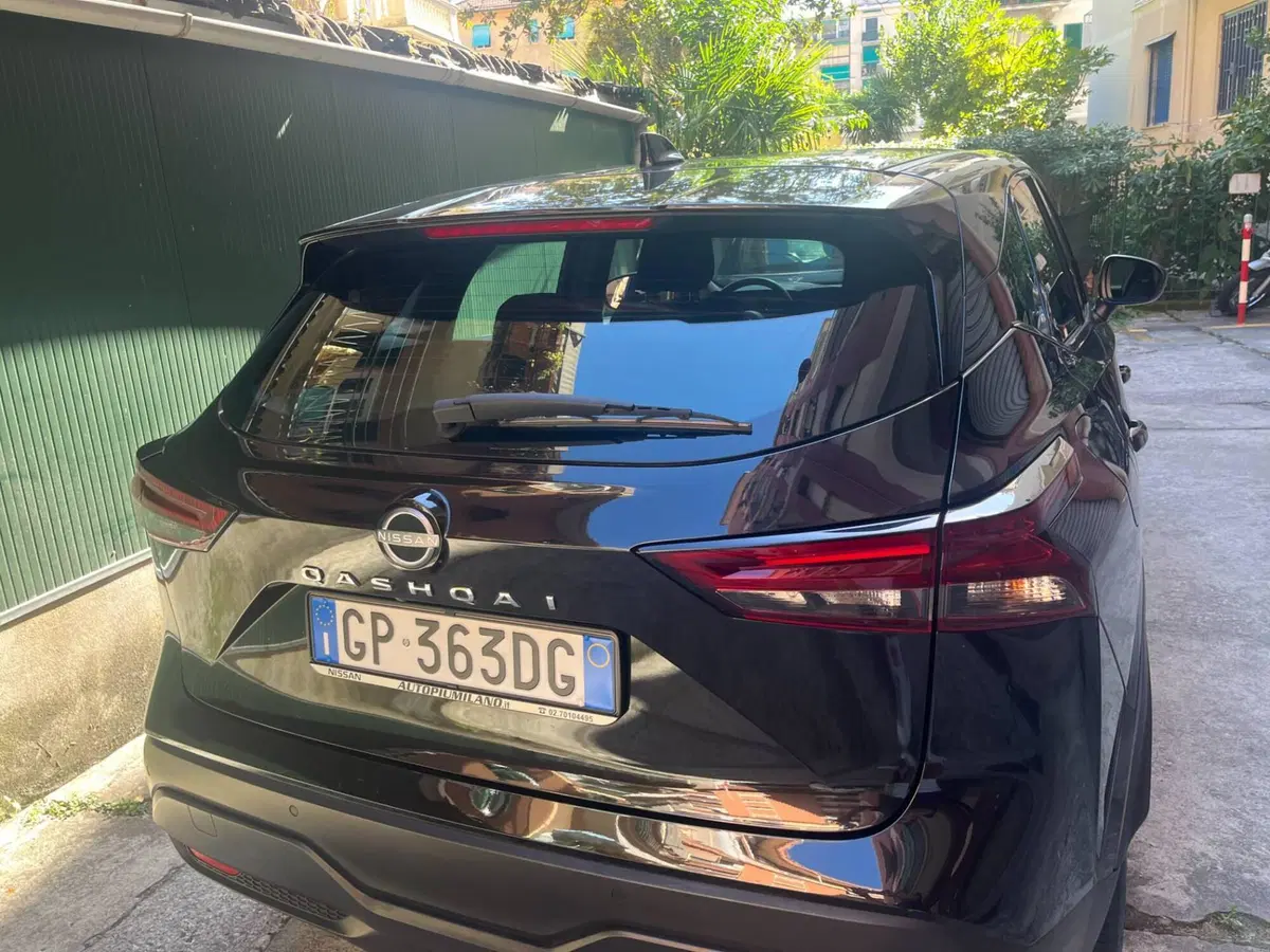 Nissan Qashqai usata a Genova (9)