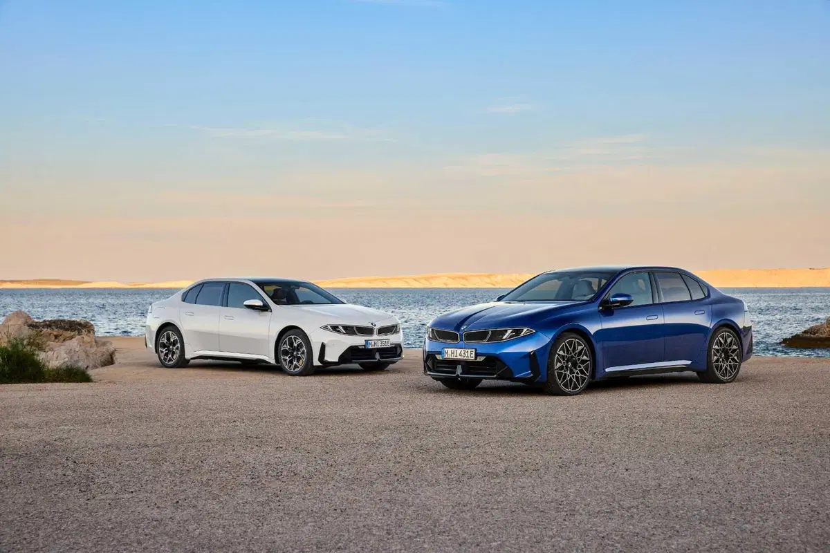 Nuova BMW Serie 3, cambia tutto: design inedito, tecnologia Neue Klasse e per la prima volta anche elettrica (17)