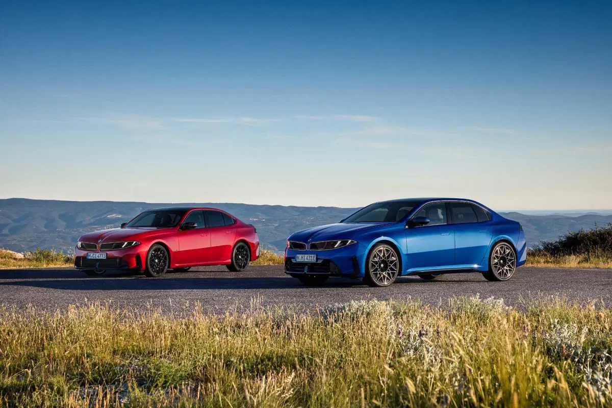 Nuova BMW Serie 3, cambia tutto: design inedito, tecnologia Neue Klasse e per la prima volta anche elettrica (21)
