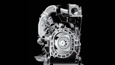Mazda, il motore rotativo tenta il ritorno alle ruote: fra brevetto anti-emissioni e nostalgia