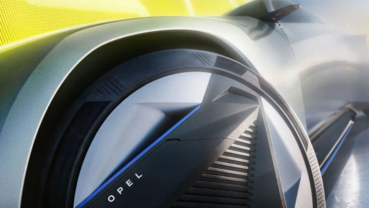 Opel STX Concept: la scommessa aerodinamica per rilanciare le station wagon