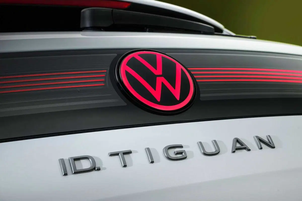 Volkswagen ID. Tiguan, il SUV elettrico che manda in pensione ID.4 e ID.5: debutto a ottobre (3)
