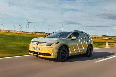 Volkswagen ID. Tiguan, il SUV elettrico che manda in pensione ID.4 e ID.5: debutto a ottobre