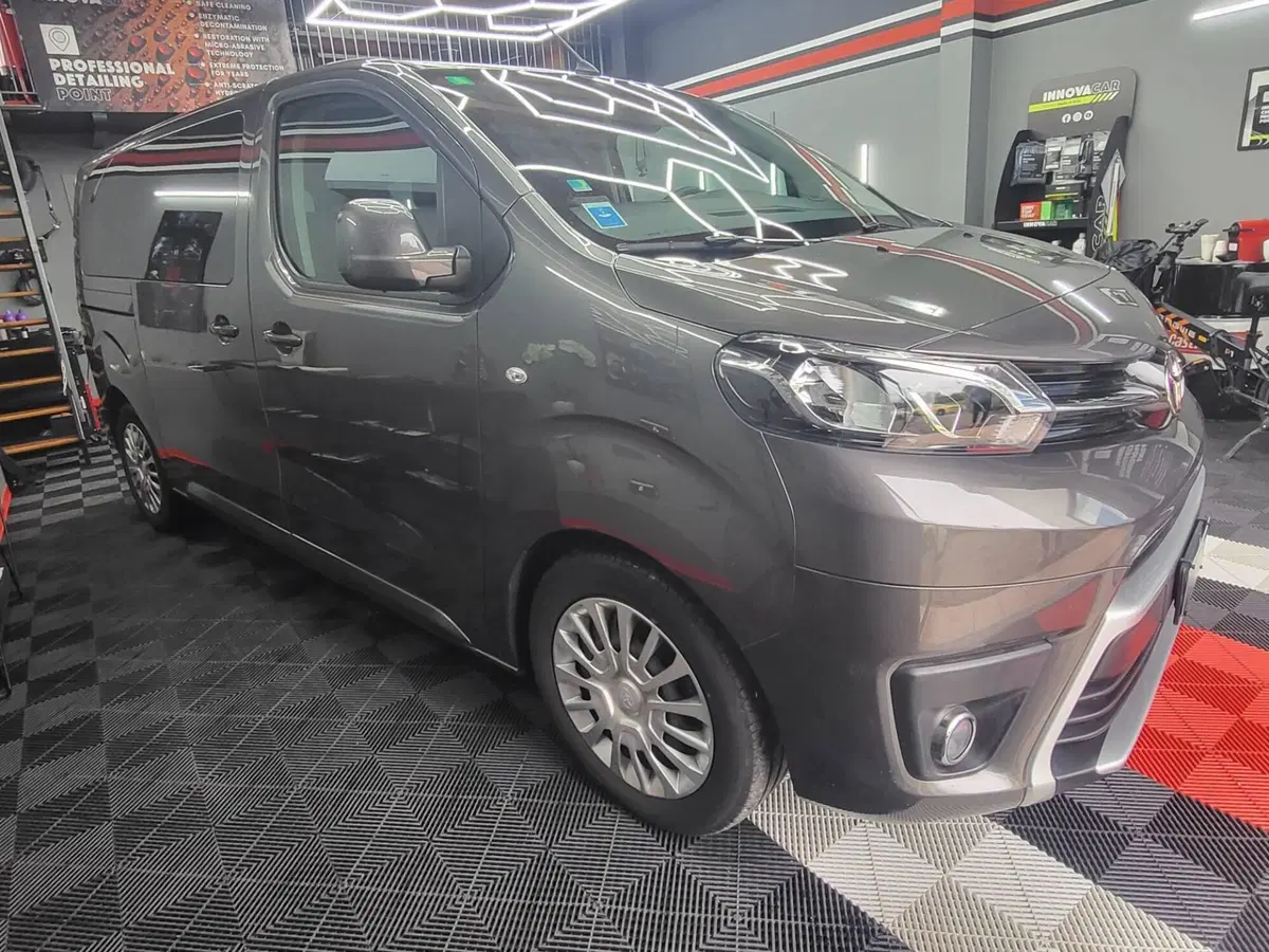 Toyota Proace Verso usata a Varese (3)
