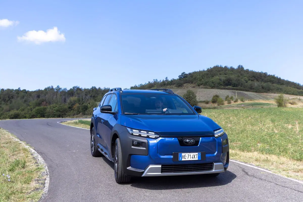 Subaru E-Outback, la prova: 381 CV elettrici e trazione integrale. Ma è ancora una vera Subaru? (7)
